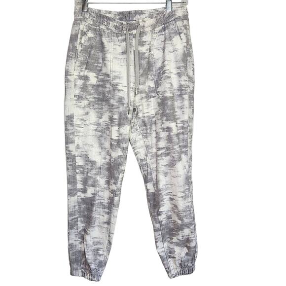 Athleta Farallon Camo Printed Jogger Gray/White Size 8 - Picture 1 of 10